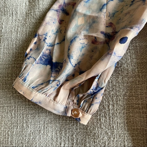 Cali Dreaming Moroccan Top, Size Large, 100% Silk - Picture 6 of 8